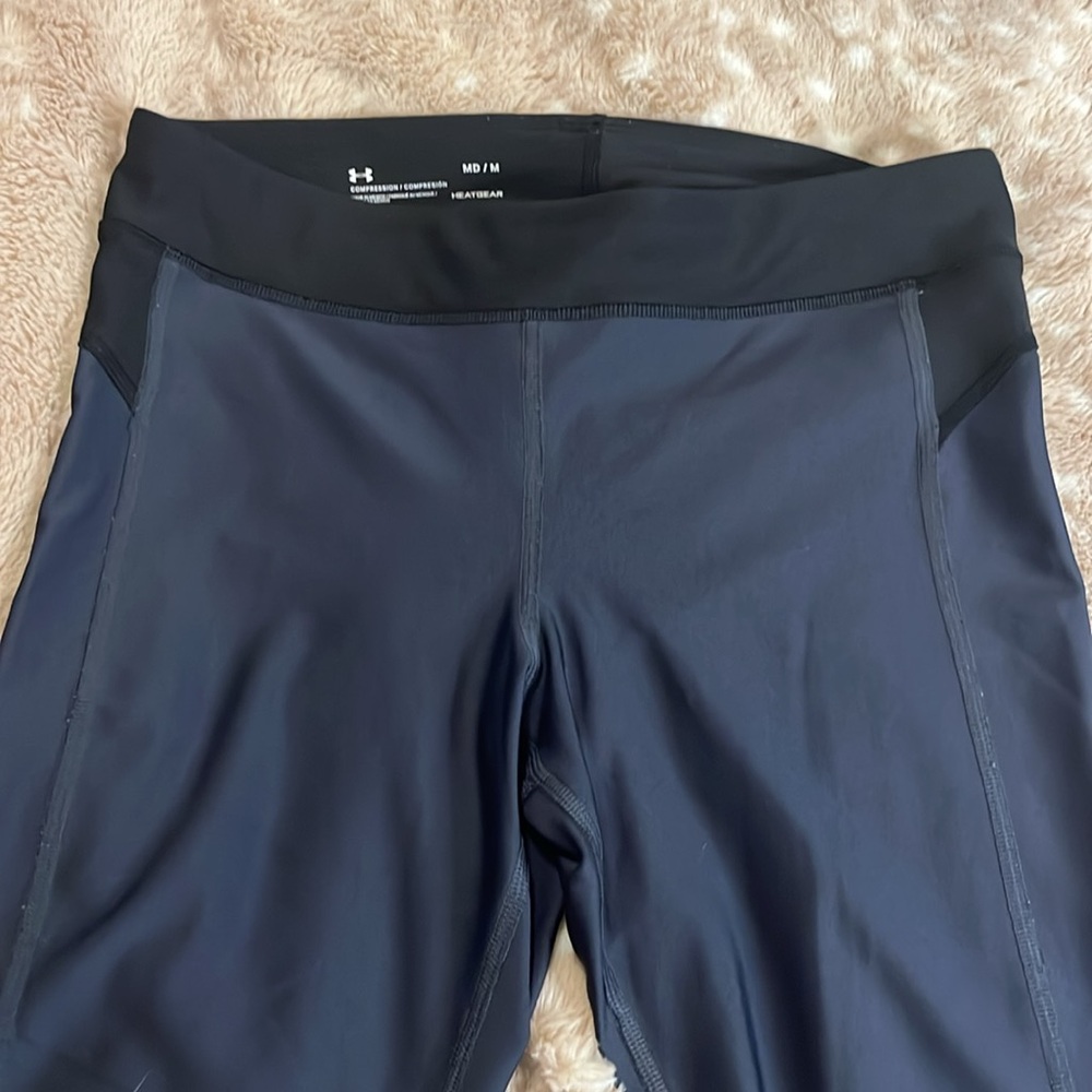 Under Armour gray and black leggings size medium - Picture 4 of 5